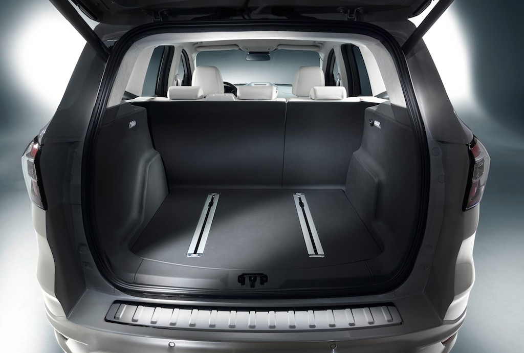 Ford Kuga – Genewa 2016