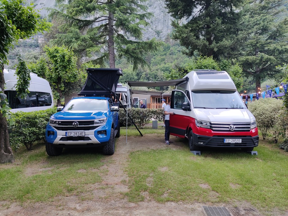 Volkswagen Amarok i Grand California na włoskich wakacjach