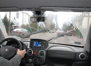 Jak wybrać wycieraczki? Czy najdroższe będą najlepsze?