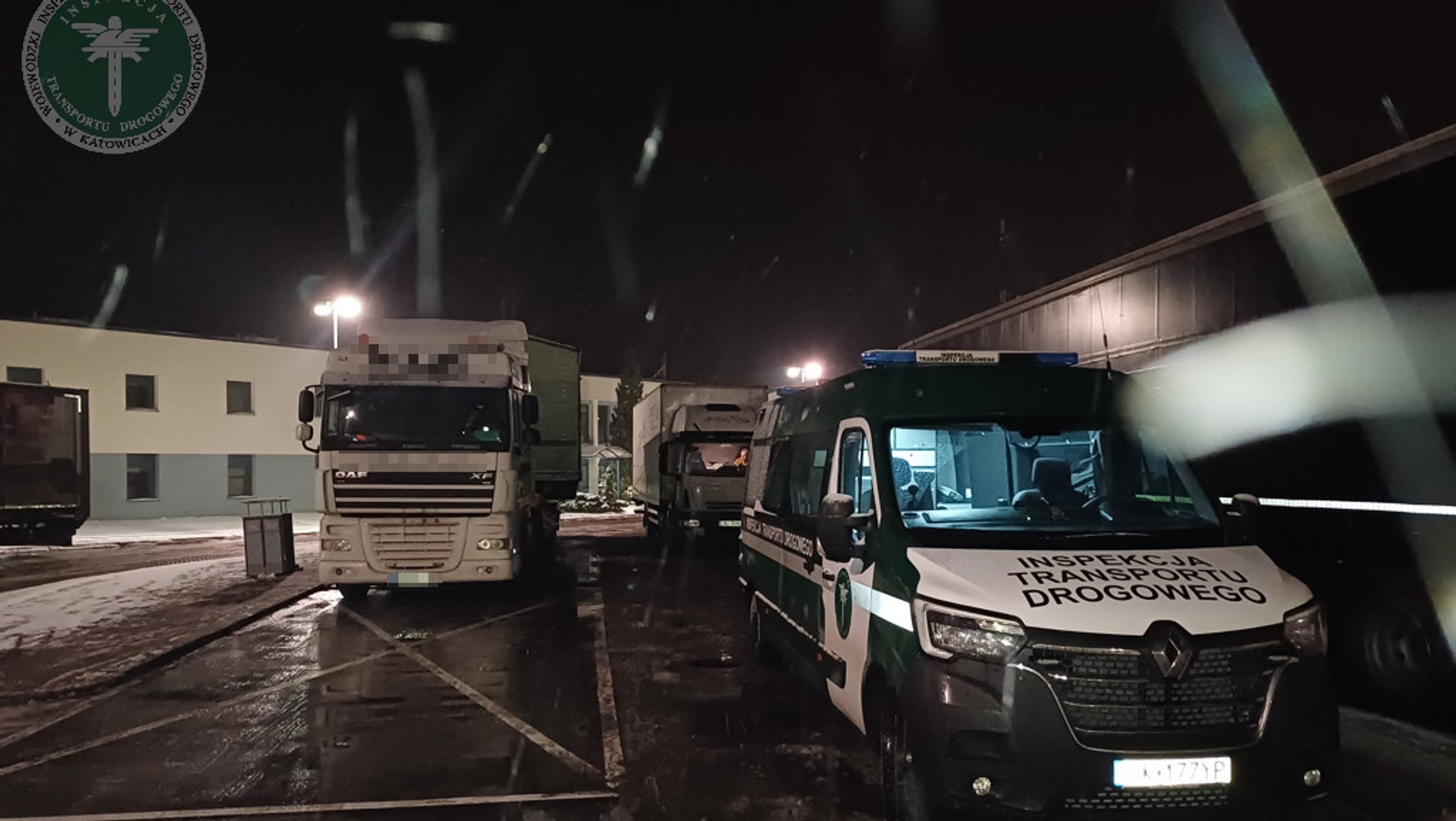 Kontrola ITD transportu nienormatywnego z domkiem holenderskim