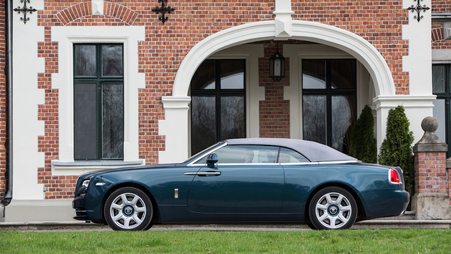 Rolls-Royce Dawn
