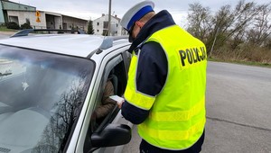 Policjanci "wręczają" mandat 500 zł na "dzień dobry". Kierowcy się dziwią, a nie powinni