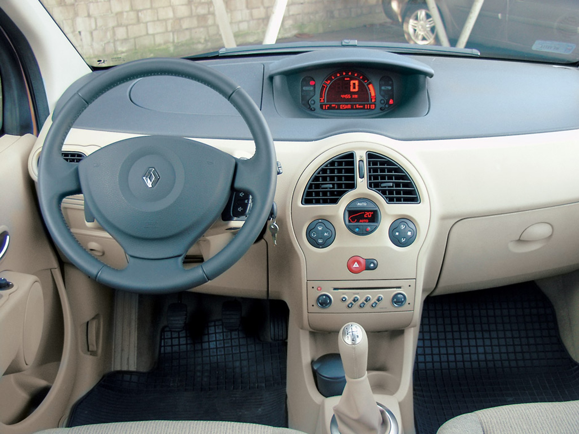 Ford Fusion kontra Opel Meriva i Renault Modus: małe, trwałe i praktyczne