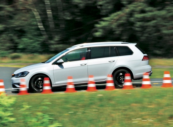 Jak opony całoroczne zachowują się na suchej nawierzchni?