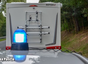 Podejrzany kamper okazał się kradziony