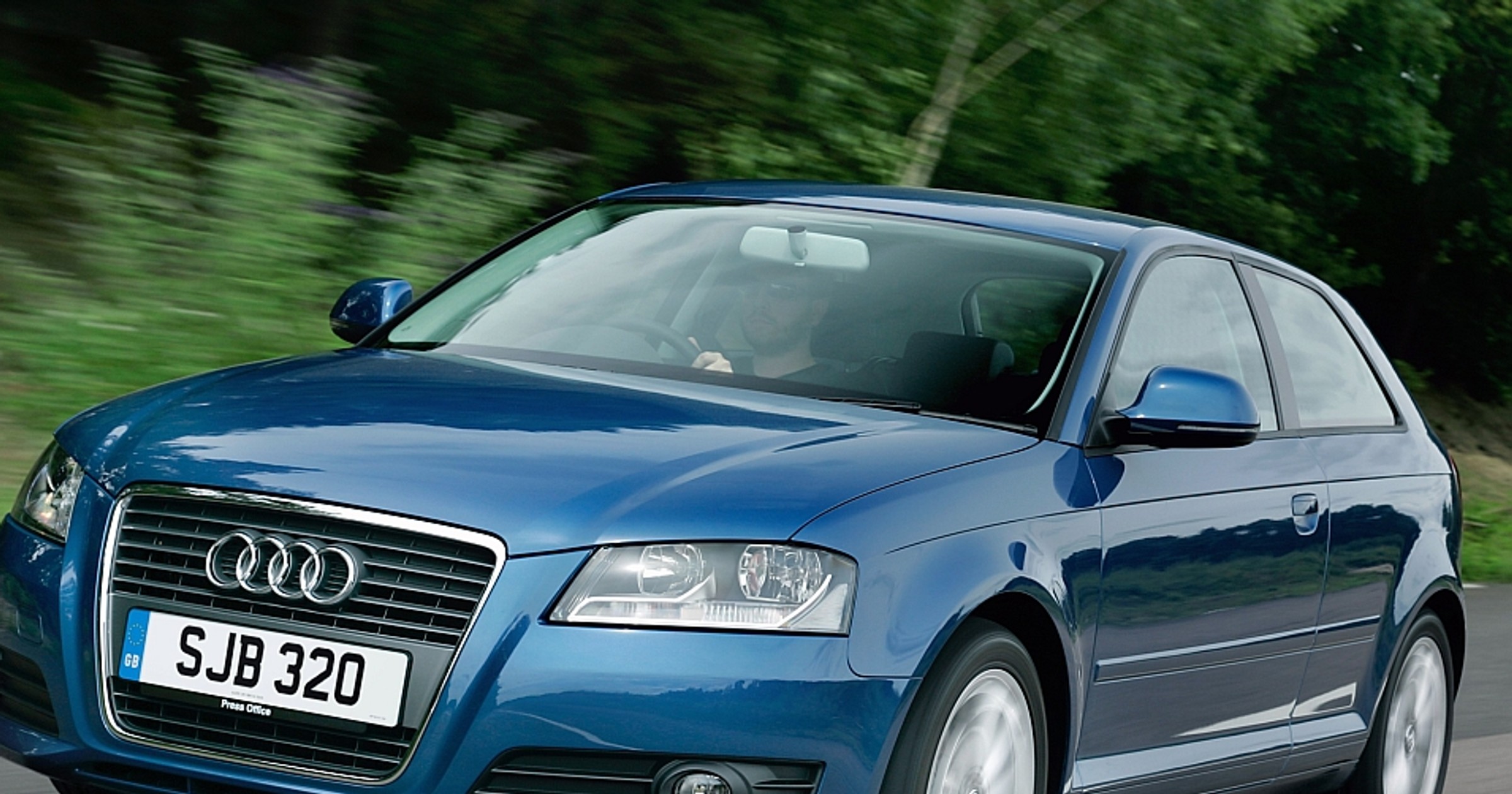 Audi A3 i A3 Sportback 1.2 TFSI - Oszczędzanie w segmencie premium