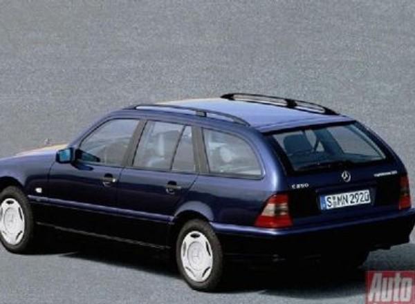 Audi A4 Avant 1.8, BMW 318i tour, Mercedes C180 - Ciężarówki do wożenia prestiżu