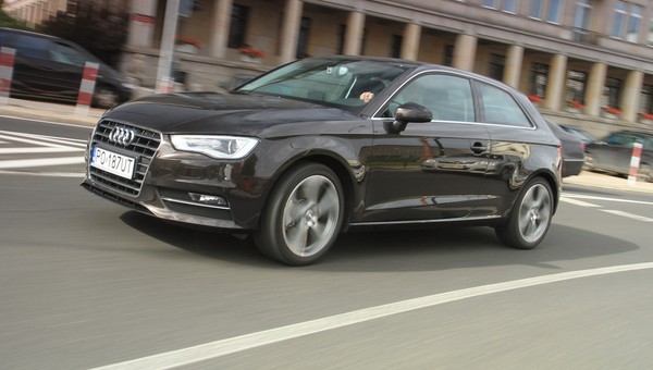 Stylowe, prestiżowe i... mają to coś! Kompakty premium za 40-50 tys. zł – który najlepszy?