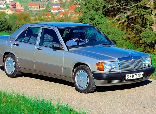Mercedes: Baby Benz ma 35 lat