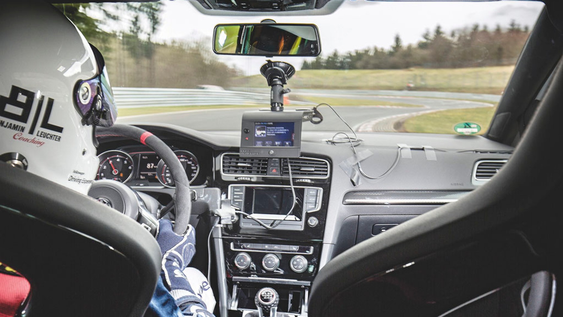 Volkswagen Golf GTI Clubsport S - 310 KM na urodziny