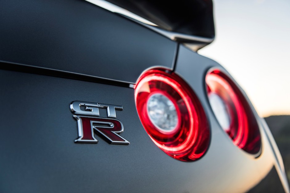 Nissan GT-R