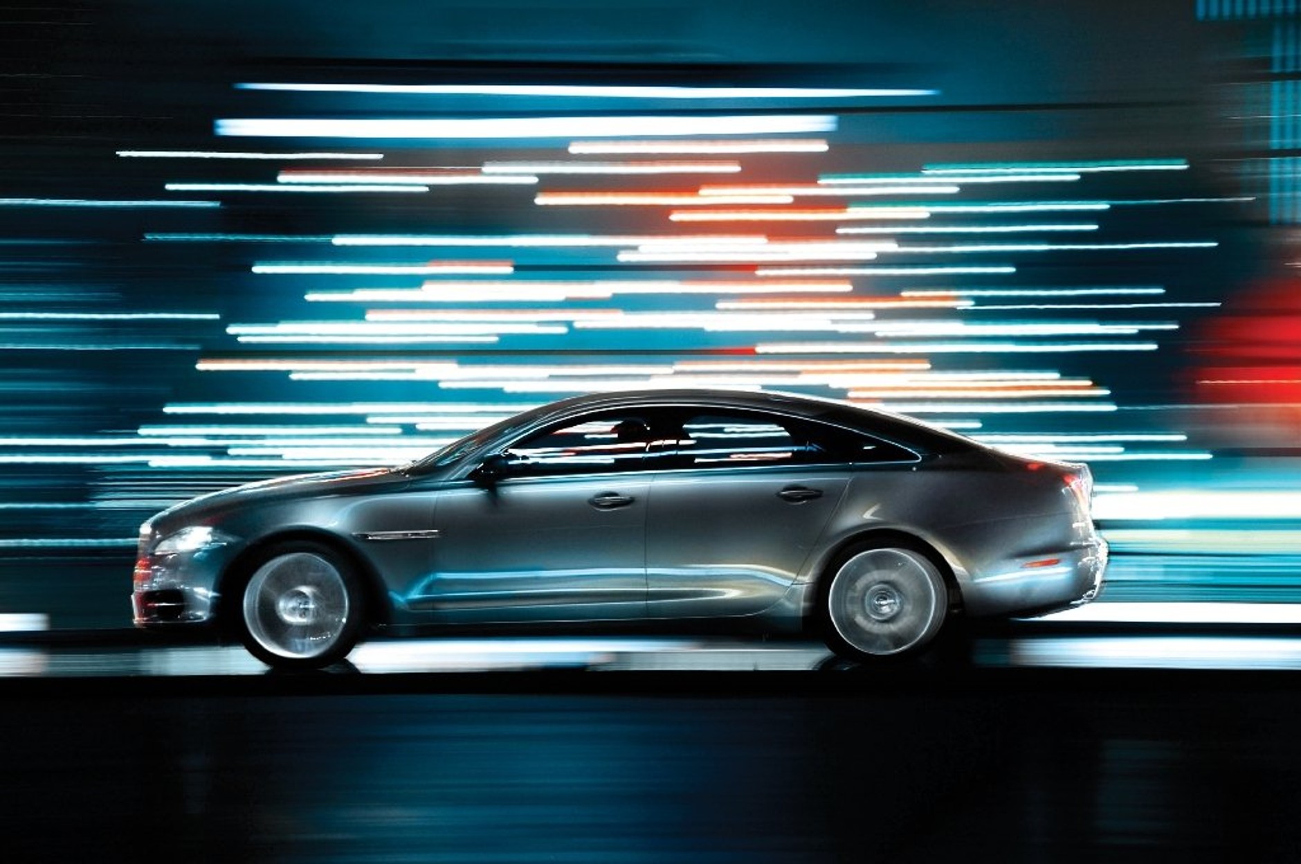 Jaguar XJ - Nowy model zadebiutuje na polskim rynku już na początku przyszłego roku