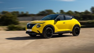 Nissan Juke po liftingu rzuca się w oczy. Tej zmiany oczekiwali klienci