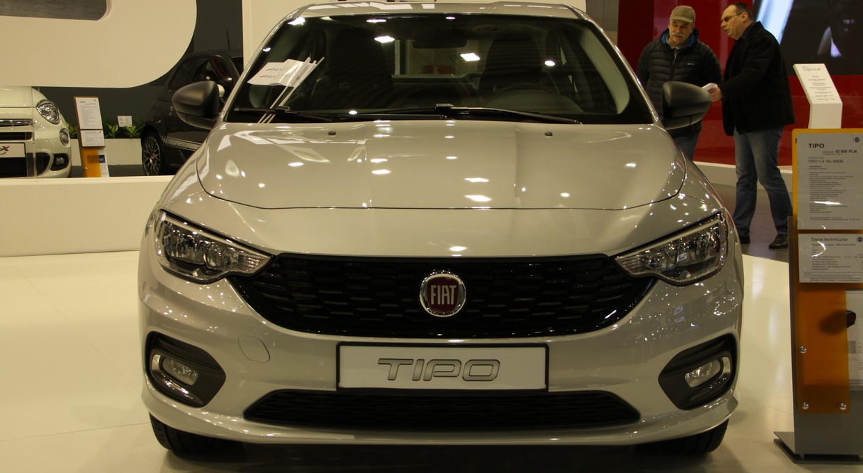 Fiat Tipo - niedrogi, hitowy sedan dla rodziny (Poznań 2016)