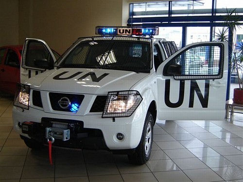Nissan Pathfinder - Radiowóz na bezdroża