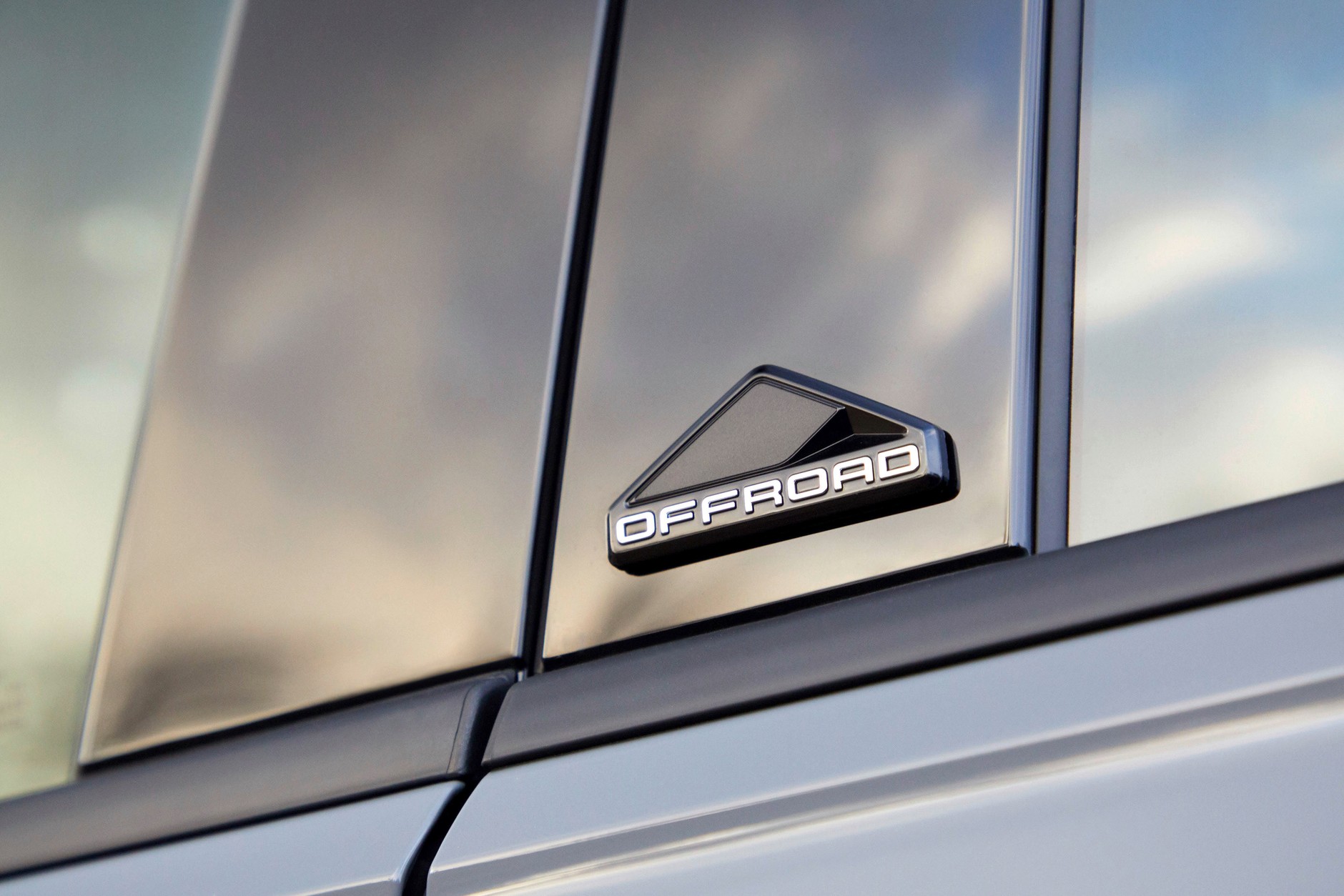 Volkswagen - serie specjalne IQ.Road i Offroad