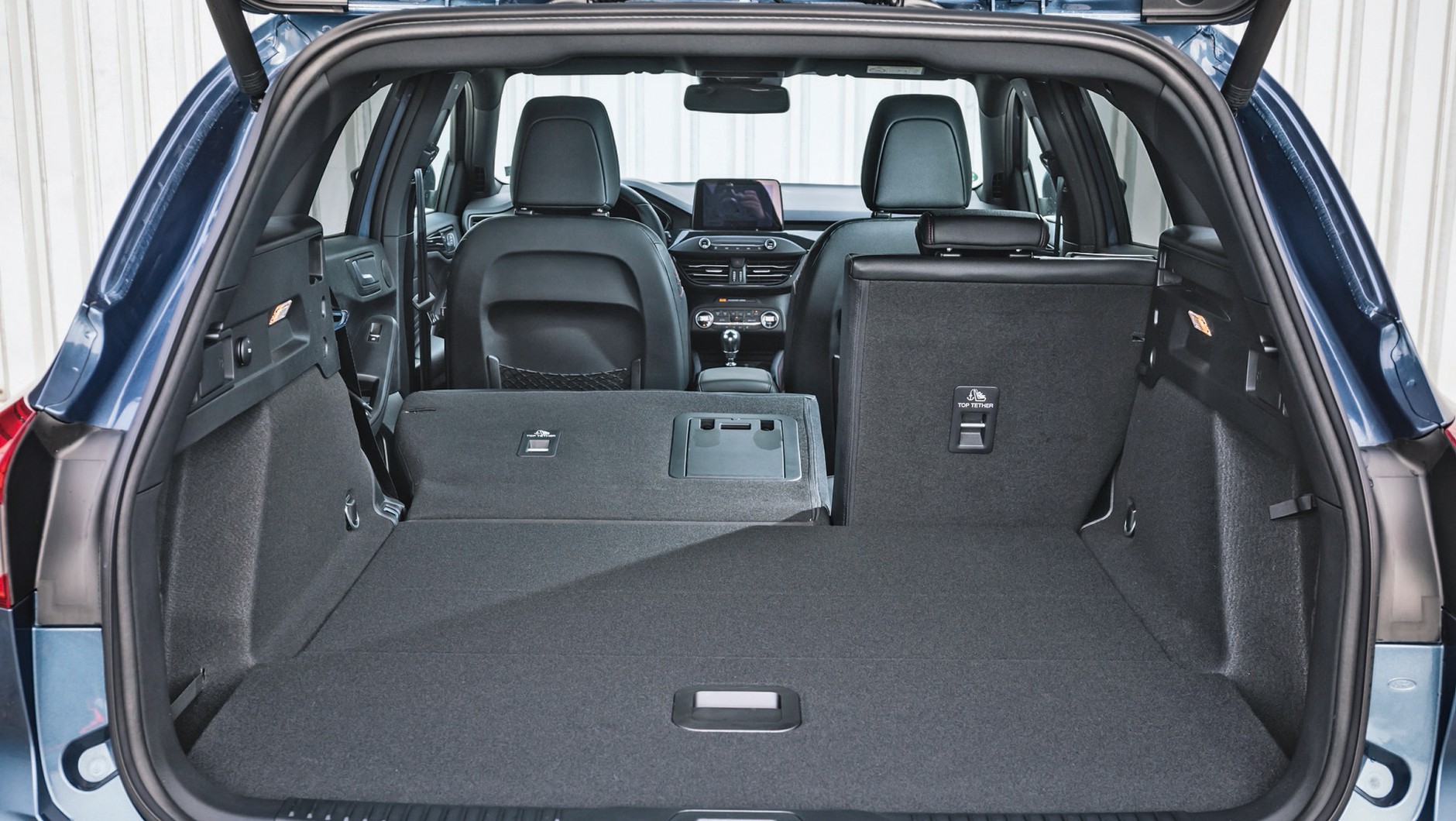 Ford Focus 1.0 EcoBoost Hybrid - bagażnik