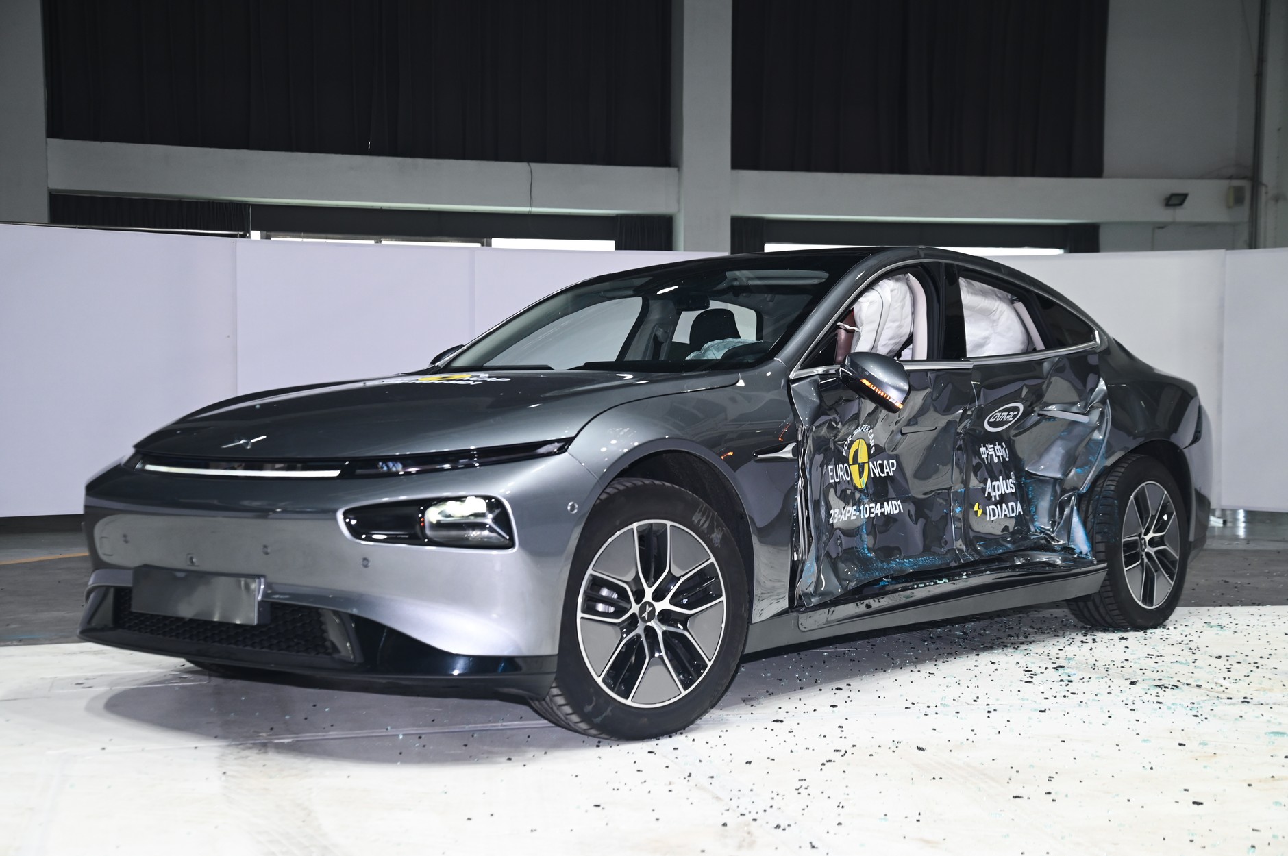 Crash-test: Xpeng P7