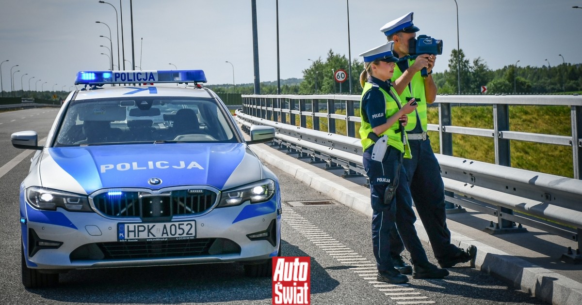 Ruszyła fala powrotów z długiego weekendu. Policjanci bacznie obserwują kierowców