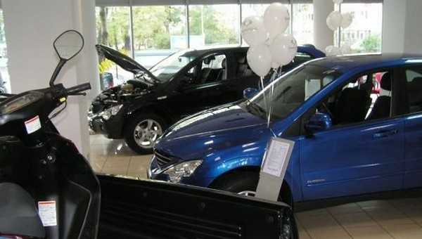 Na nowe auto trzeba czekać nawet do lipca