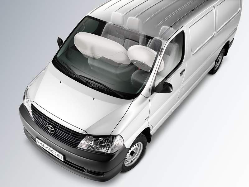 Toyota Hiace po face liftingu