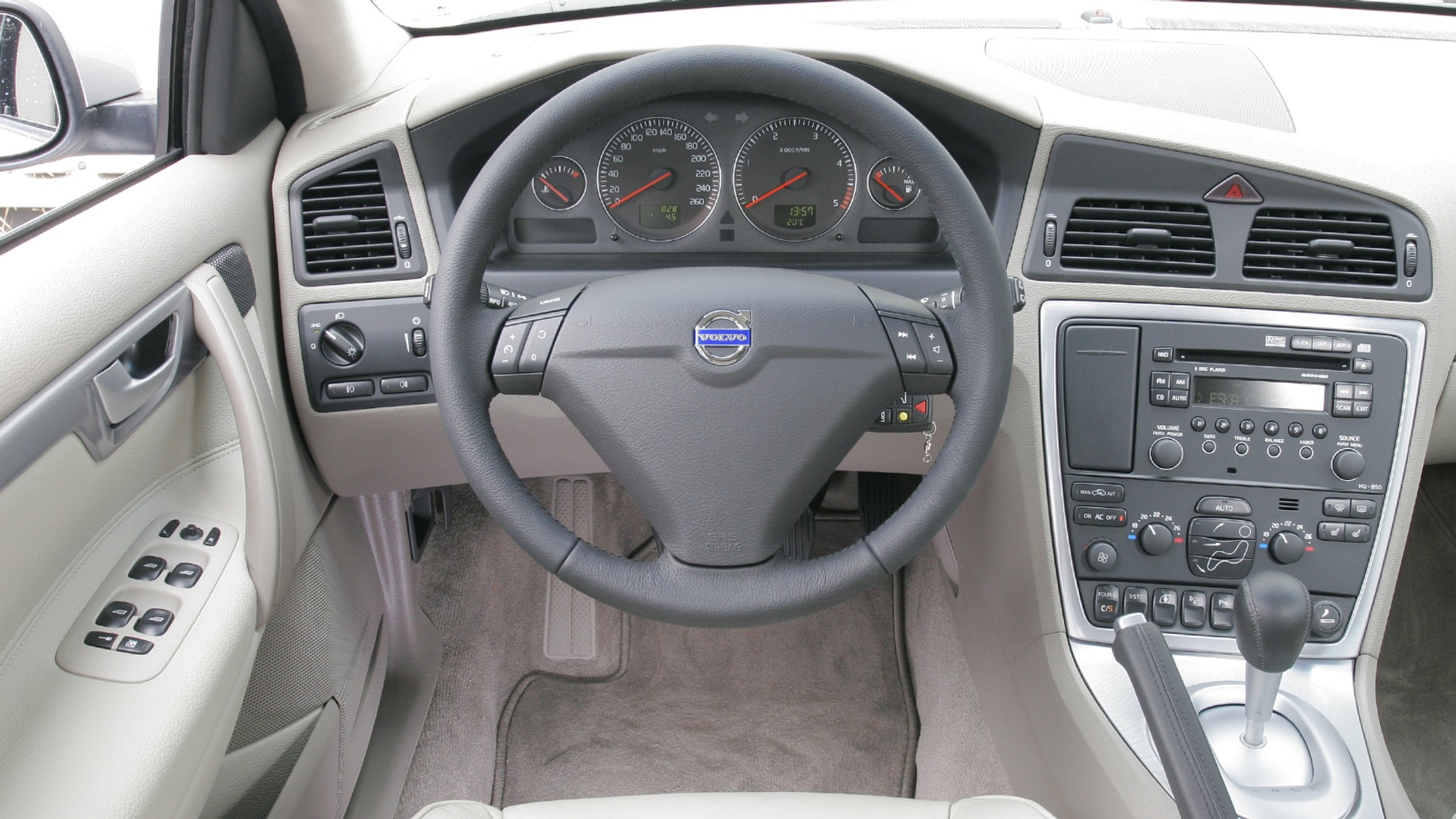 Prezentacja Volvo V70 | Używane – historia