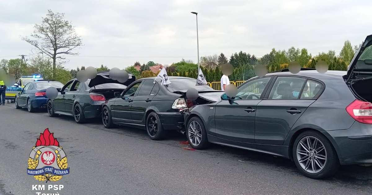 Zderzenie czterech samochodów marki BMW pod Toruniem