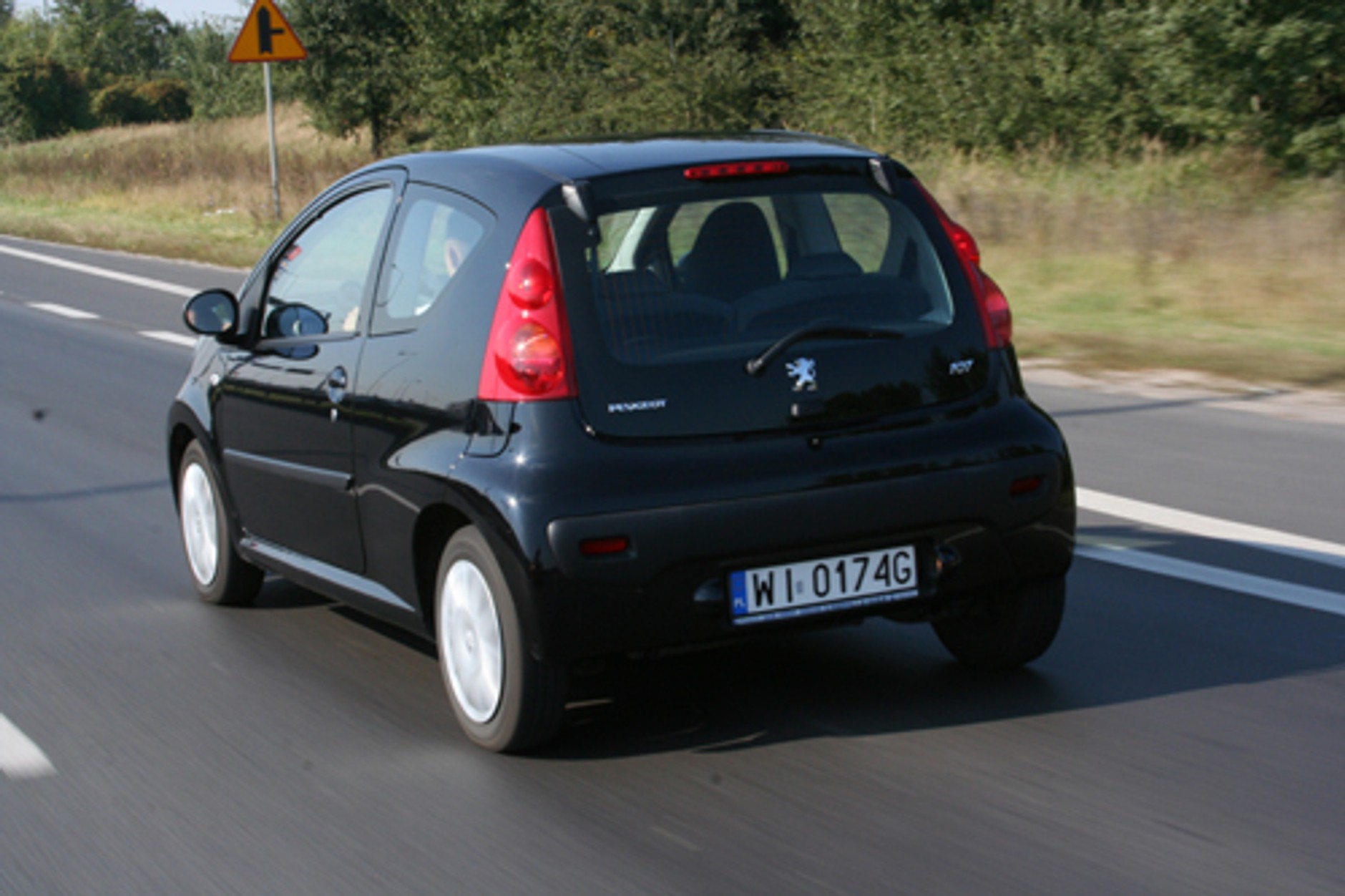 Peugeot 107 - Zadziorny mieszczuch