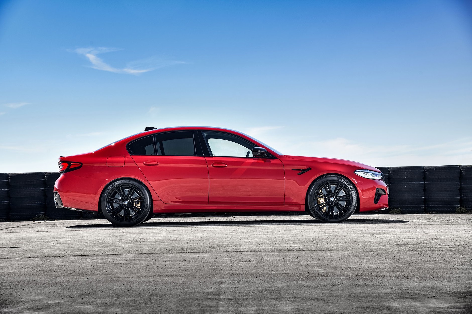 Nowe BMW M5 i BMW M5 Competition