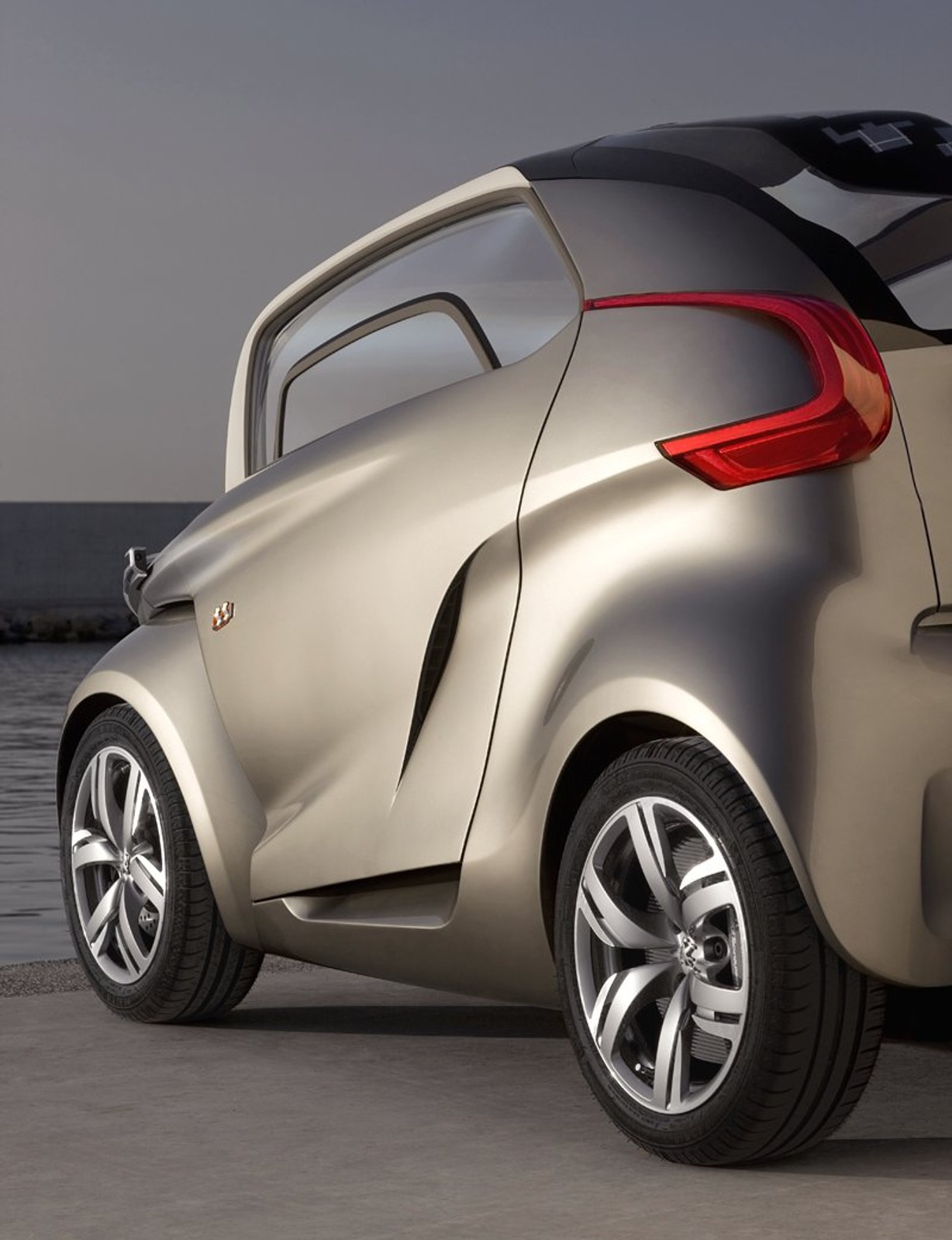 IAA Frankfurt 2009: Peugeot BB1 - wygodny, ale typowo miejski (fotogaleria)