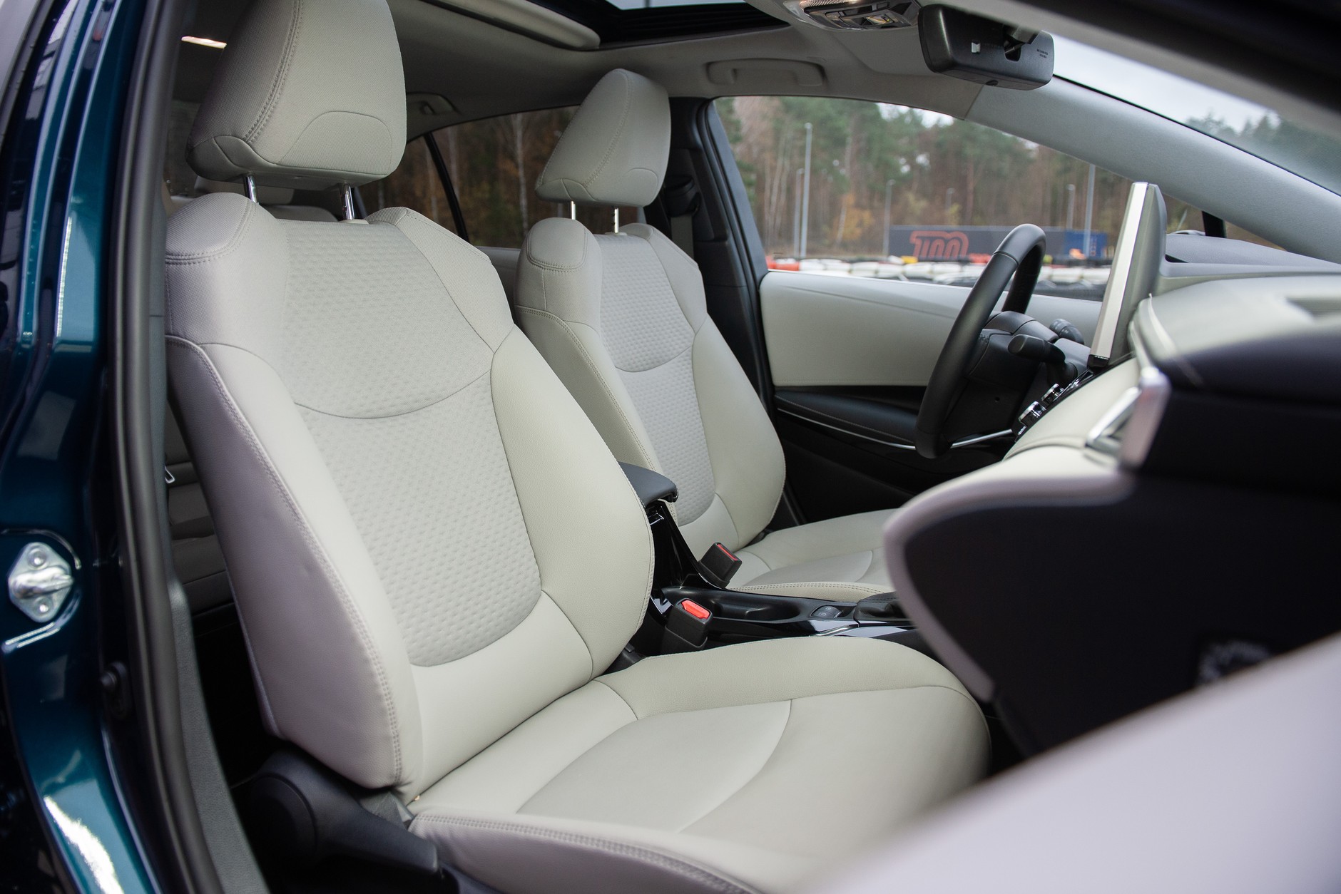 Trzy generacje hybrydowego napędu Toyoty