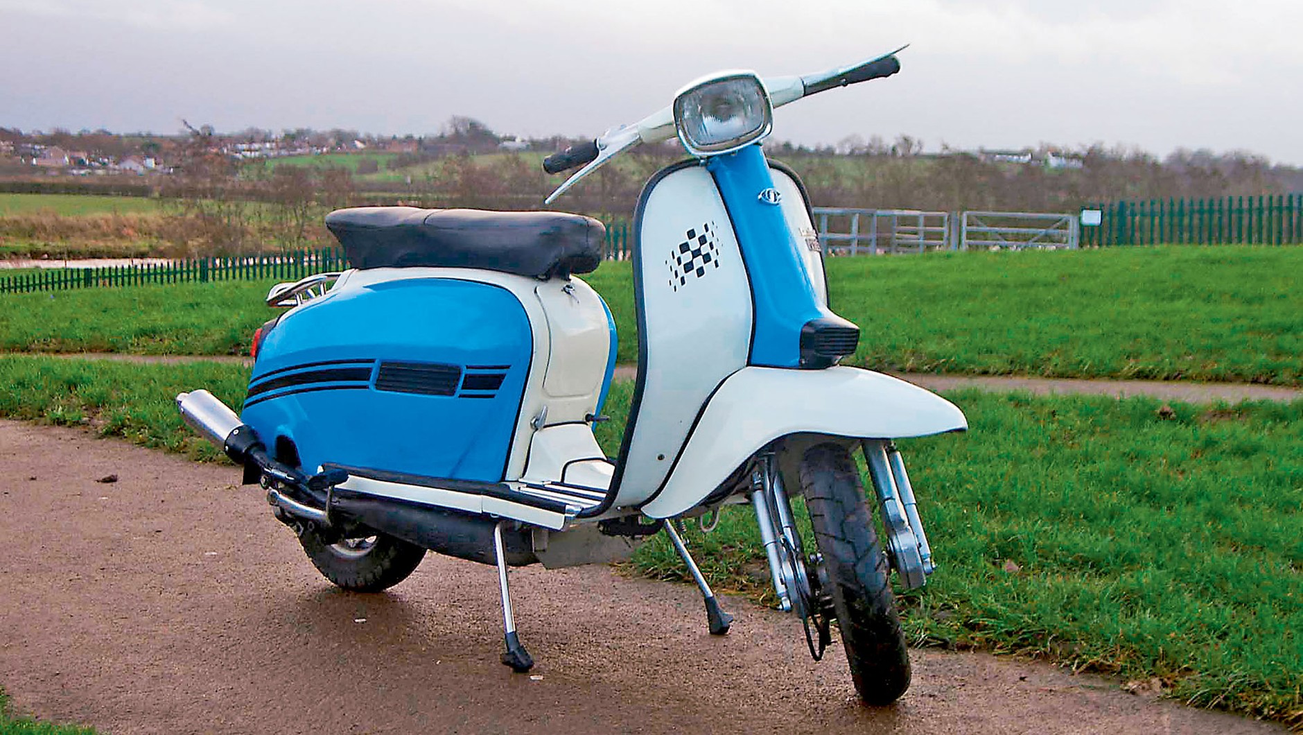 Lambretta Grand Prix 
DL 150