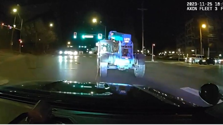 Policjanci ruszyli w pościg za wózkiem widłowym