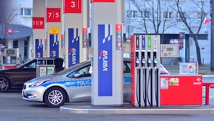 Ropa jest najtańsza od trzech lat. To oznacza kolejne obniżki cen paliw