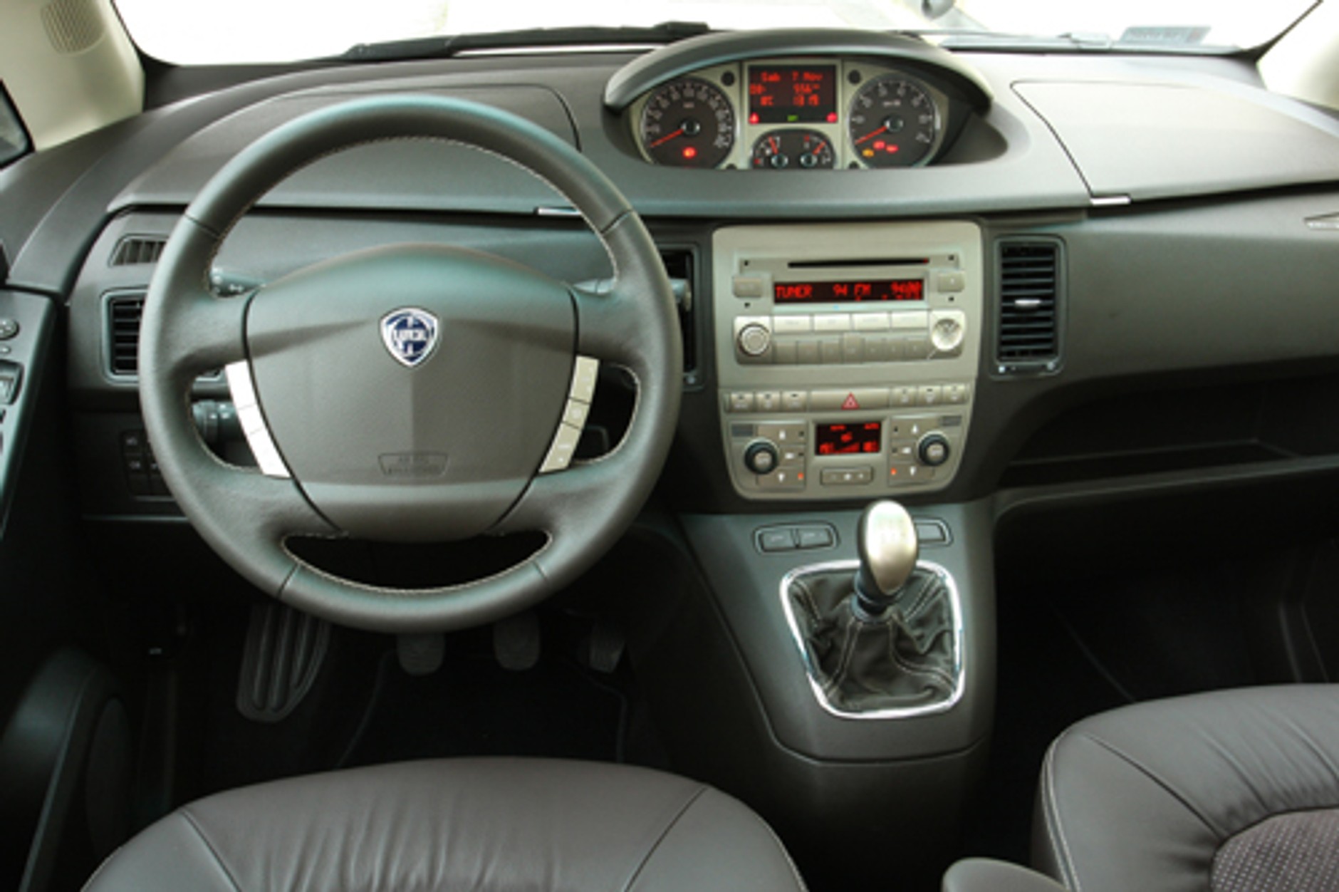 Lancia Musa 1.6 Multijet Platino - Kierowanie po omacku