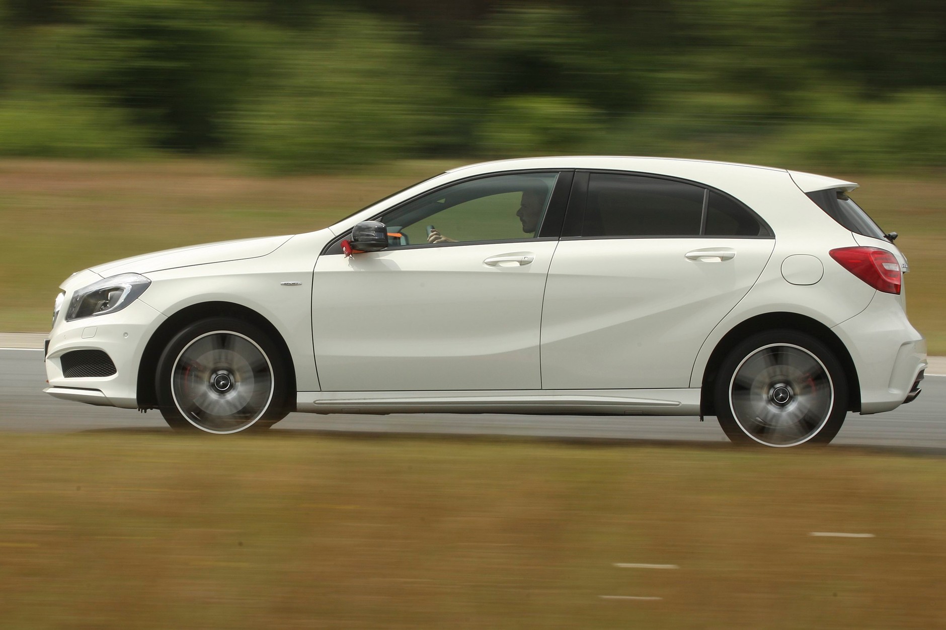 Porównanie: BMW 125i, Ford Focus ST, Mercedes A 250 Sport i VW Golf GTI