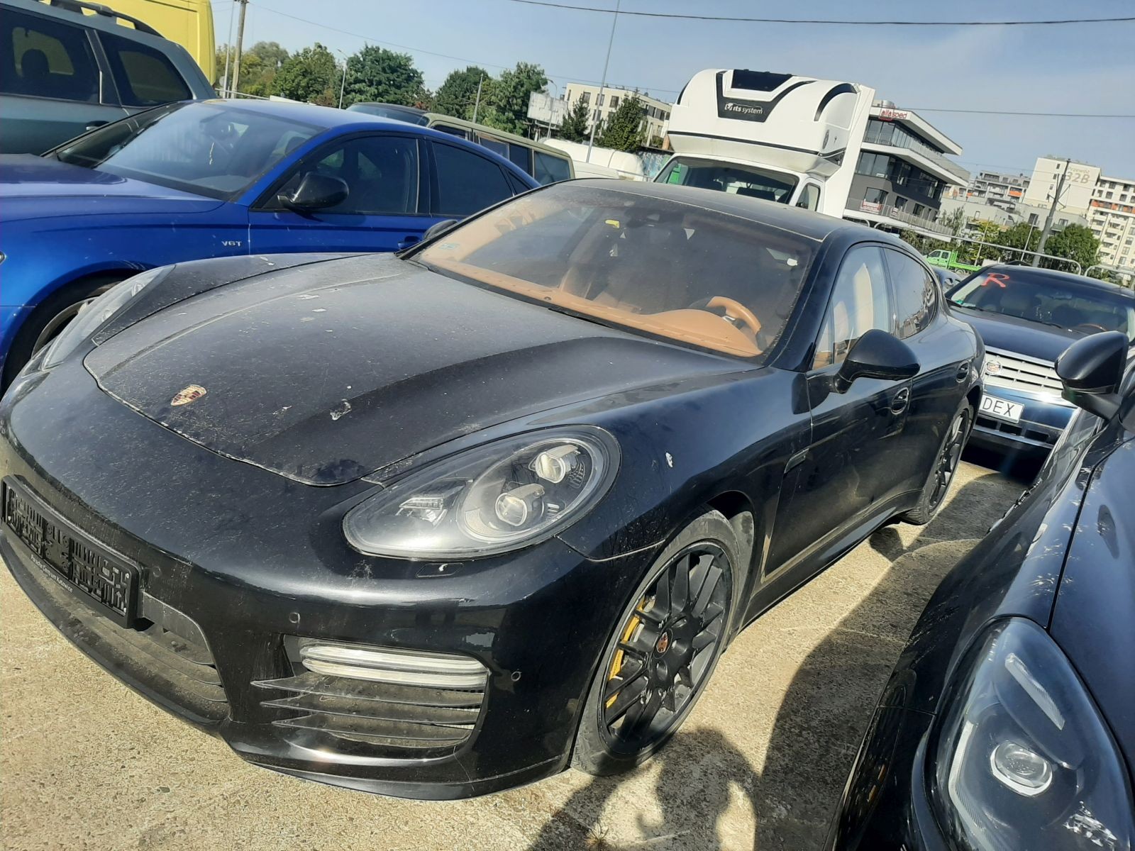 Porsche Panamera wystawione na licytację przez małopolską skarbówkę