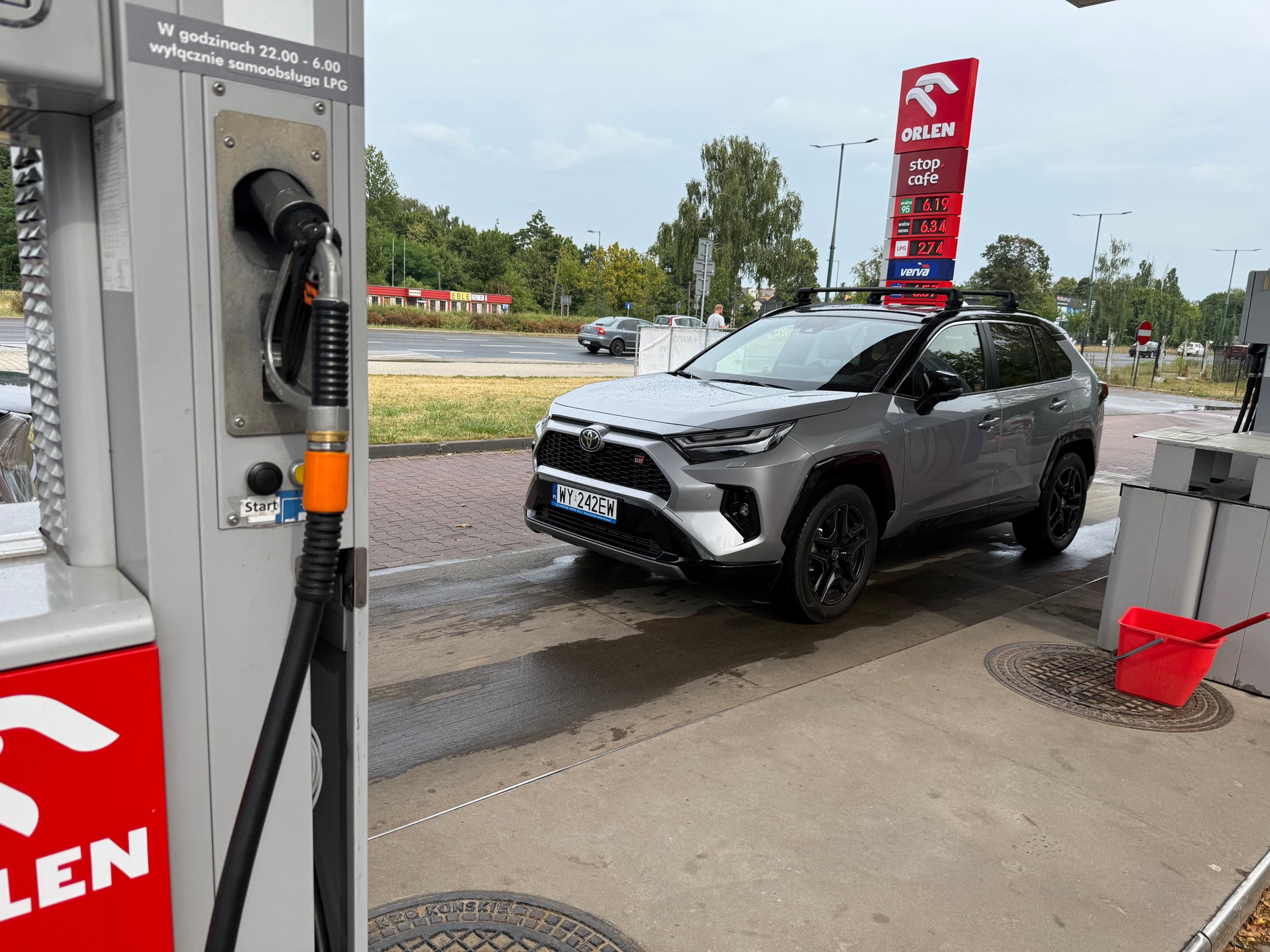 Tankowanie na stacji Orlenu w Warszawie (ceny z 8 lipca 2025 r.)