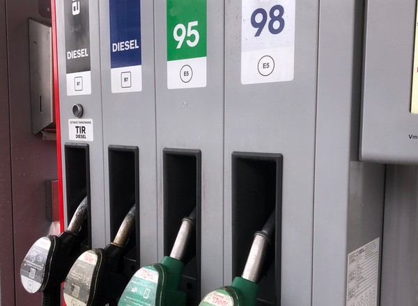 Kiedy paliwo E10 będzie na wszystkich stacjach? Odpowiedź Orlenu
