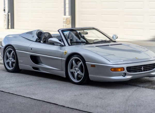 Ferrari F355 Spider Shaquille'a O'Neala na sprzedaż