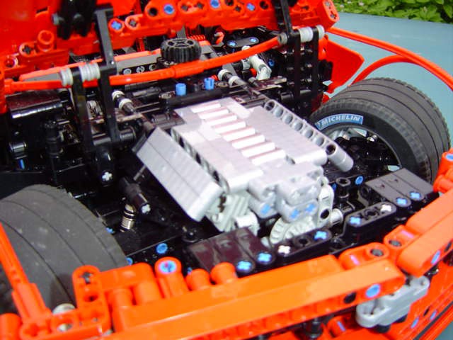Zbuduj sobie samochód z Lego...