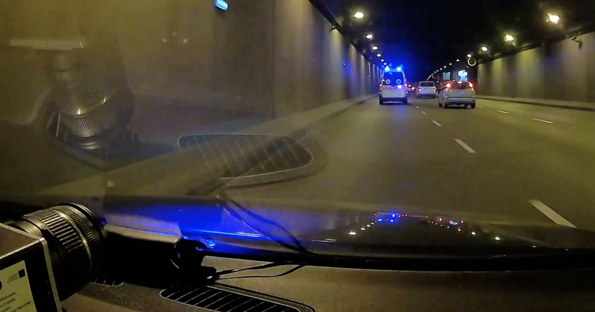 Ambulans jechał na sygnałach do warsztatu