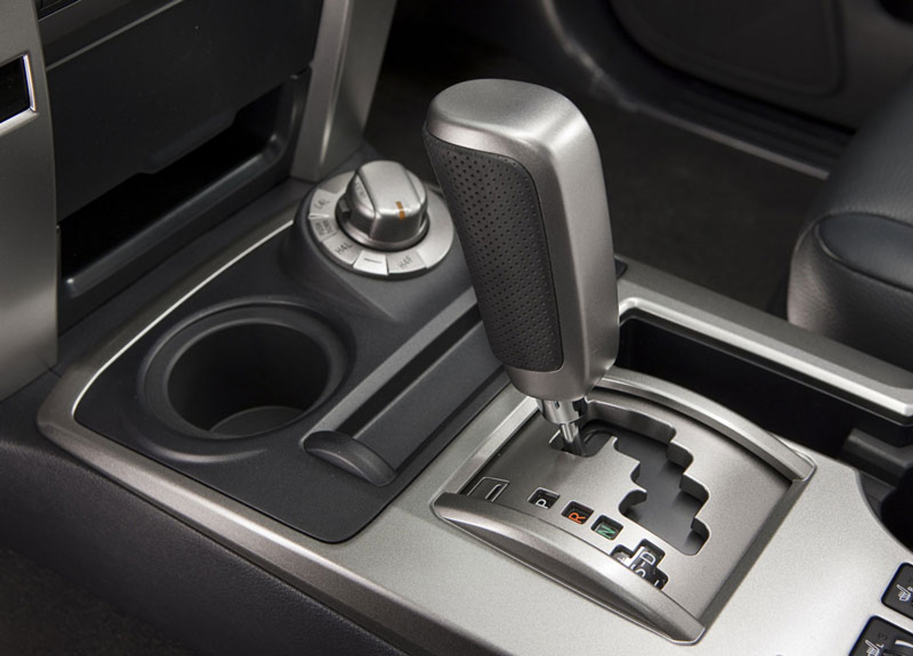 Toyota 4Runner - Mid-size SUV piątej generacji