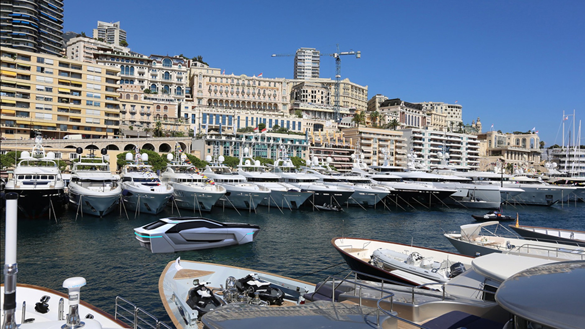 Elektryczna łódź CentrostileDesign Future-E