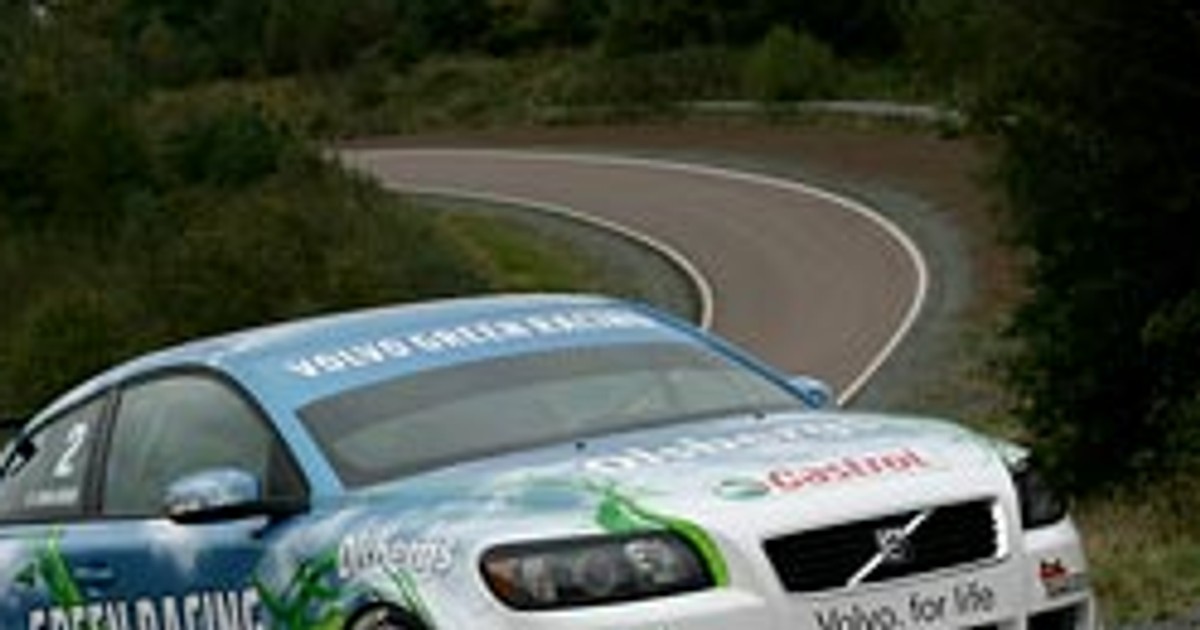 Volvo STCC C30 Green Racing – zielona wyścigówka - Auto Świat