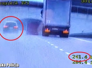 Niemiec pędził na autostradzie A2 ponad 240 km/h. Teraz zapłaci 2,5 tys. zł [Wideo]