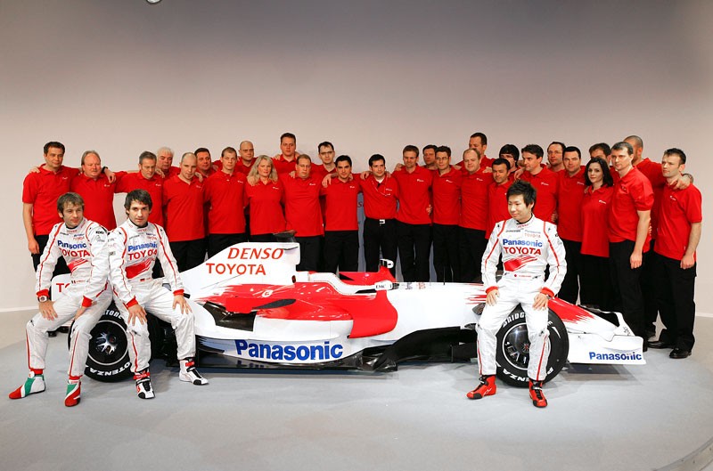 Panasonic Toyota Racing w roku 2008 - kierowcy, historia, fotogaleria