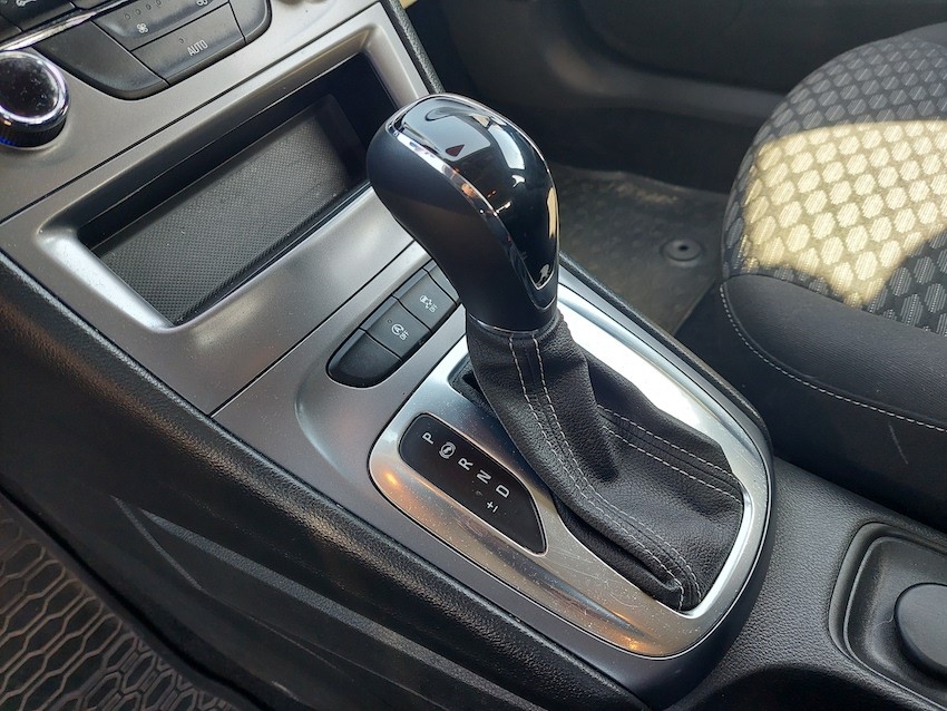 Używany Opel Astra V: typowe auto poleasingowe: z wyposażenia tylko niezbędne rzeczy i automat.