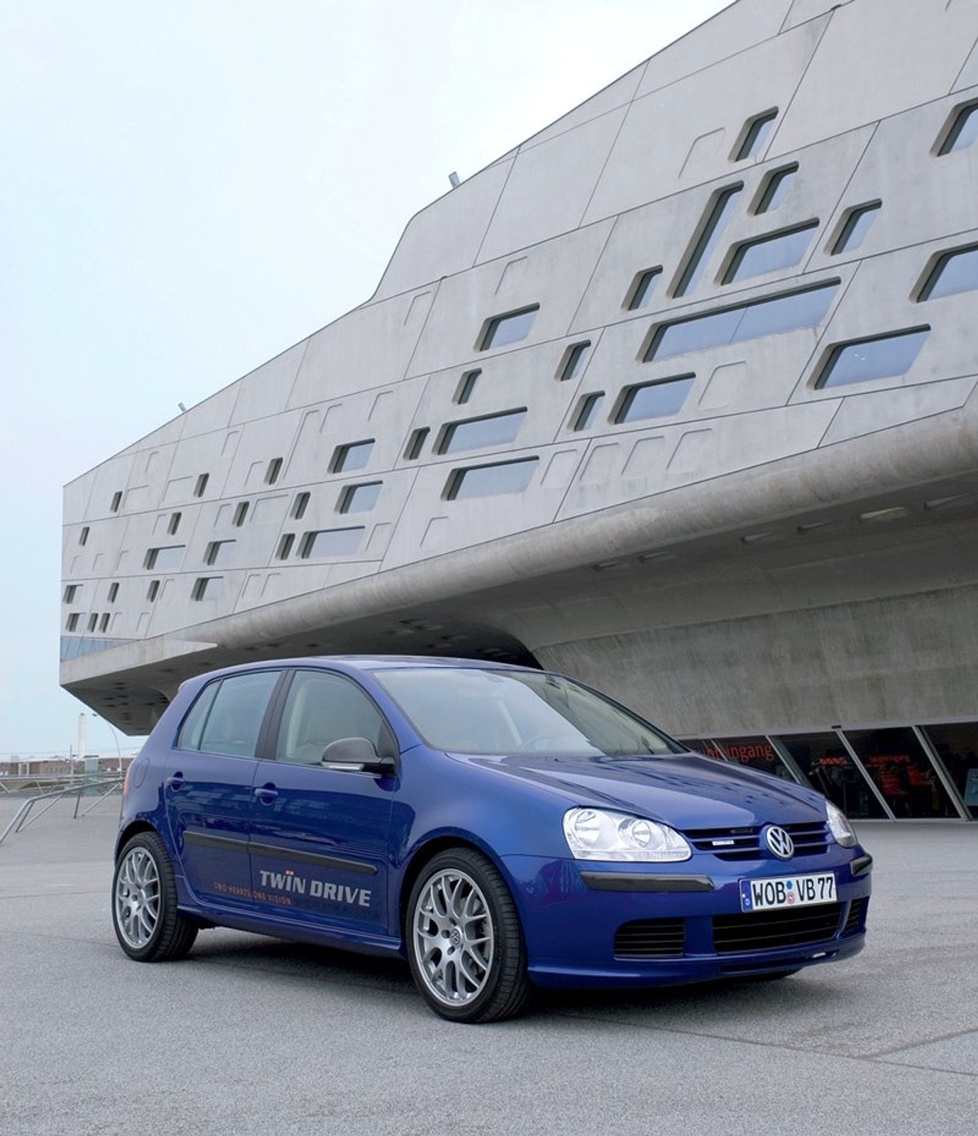 Volkswagen Golf TwinDrive: plug-in hybrid nowej generacji