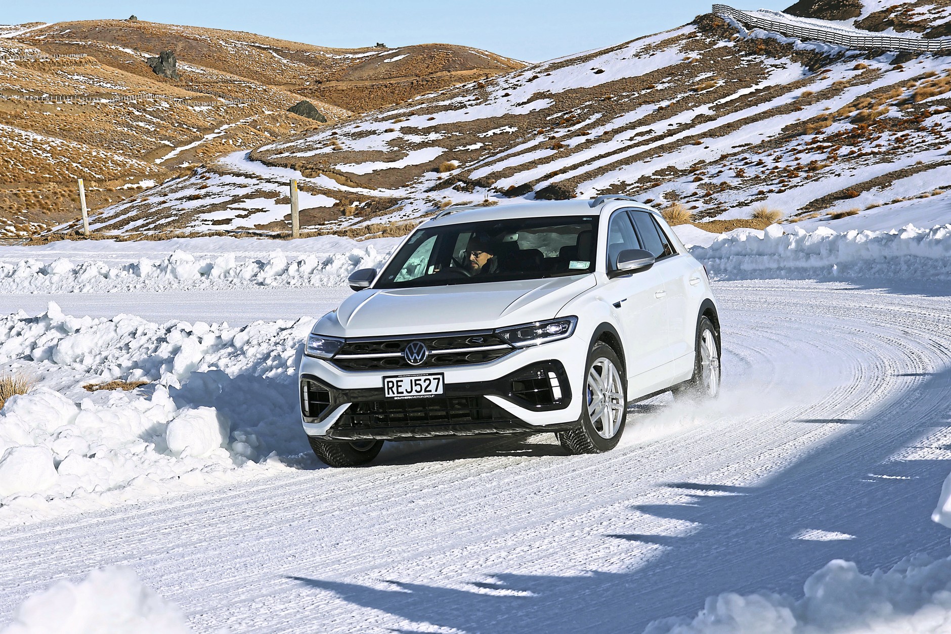 Test opon całorocznych do SUV-ów 2025